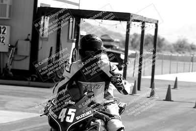 media/May-06-2024-Moto Forza (Mon) [[b33359f27d]]/Around the Pits/